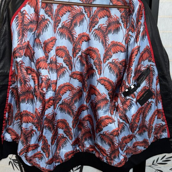 size:54 or L🔥Marc Jacobs men's soft and light Leather Jacket - Picture 3 of 9